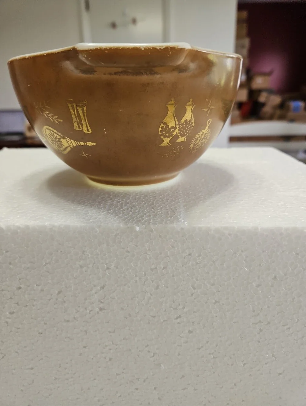 PYREX Vintage Early American Cindrella 1.5 Pint Brown & Gold Bowl #441